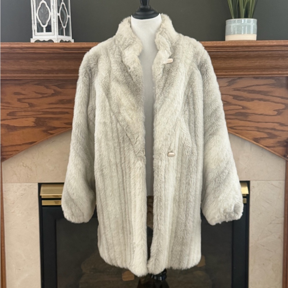 Jacques‎ Saint Laurent for Genelle Cream Vintage Faux Fur Coat Size Large